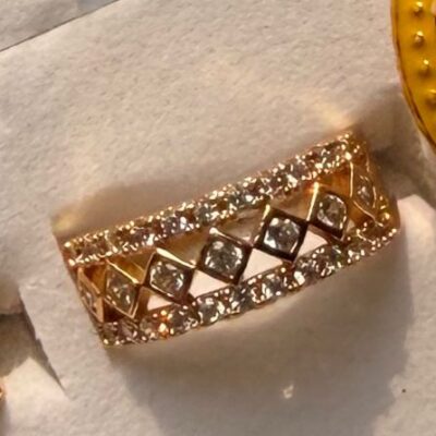 Stone Finger Ring - Stone Work